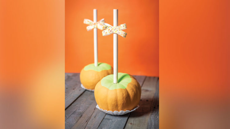 DIY pumpkin craft that looks like caramel apple